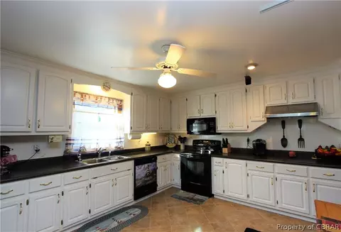 9226 Davenport Rd, Gloucester, VA 23061 photo 14