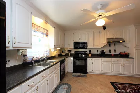 9226 Davenport Rd, Gloucester, VA 23061 photo 15