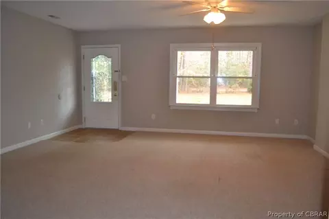 10984 Woods Cross Rd, Gloucester, VA 23061 photo 10