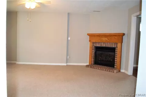 10984 Woods Cross Rd, Gloucester, VA 23061 photo 9