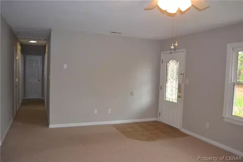 10984 Woods Cross Rd, Gloucester, VA 23061 photo 7