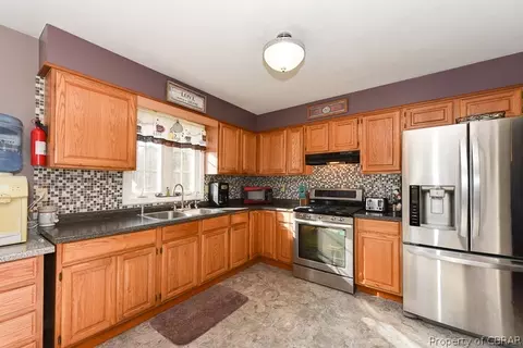 2614 Wright Rd, Saluda, VA 23149 photo 9