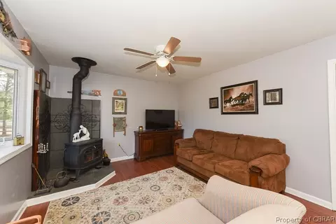 2614 Wright Rd, Saluda, VA 23149 photo 5