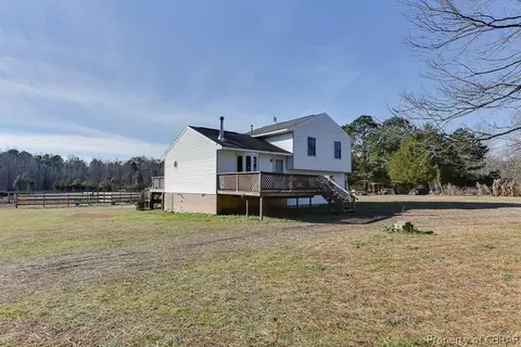 2614 Wright Rd, Saluda, VA 23149 photo 3