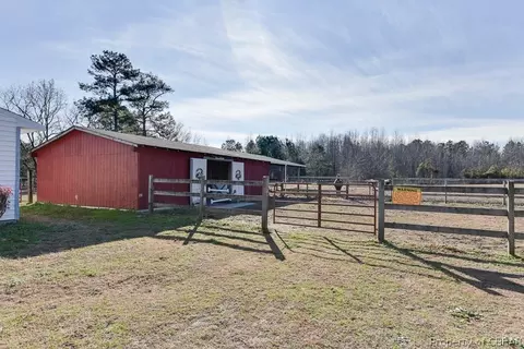2614 Wright Rd, Saluda, VA 23149 photo 24