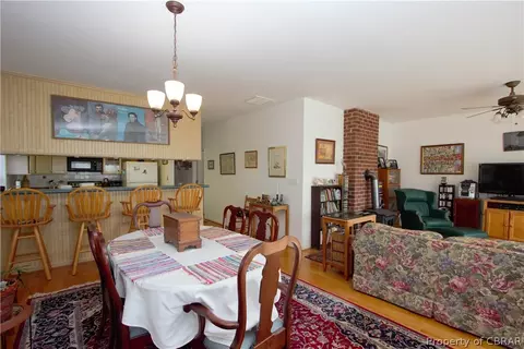 5006 Weaver Ln, Gloucester, VA 23061 photo 7