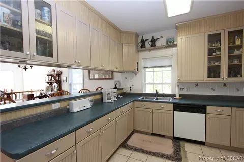 5006 Weaver Ln, Gloucester, VA 23061 photo 13