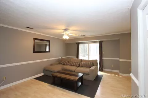4464 Mallard Dr, Gloucester, VA 23061 photo 3