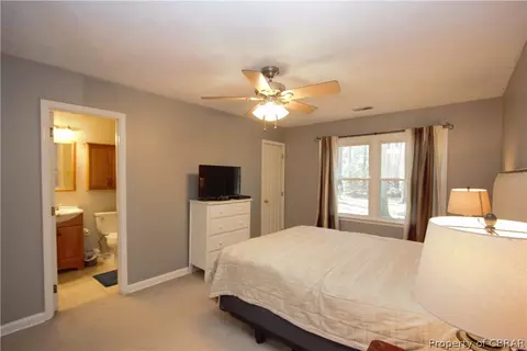 4464 Mallard Dr, Gloucester, VA 23061 photo 19