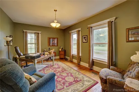 9376 Ditchley Dr, Gloucester, VA 23061 photo 9