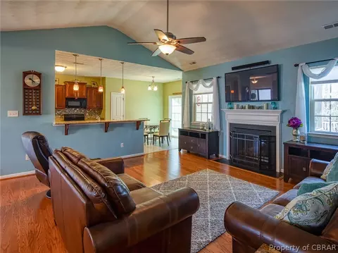 24314 John Henry St, Windsor, VA 23487 photo 10