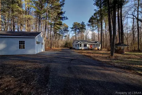 1406 Windsor Rd, Dutton, VA 23050 photo 1