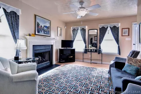 105 Watson Dr, Williamsburg, VA 23188 photo 9