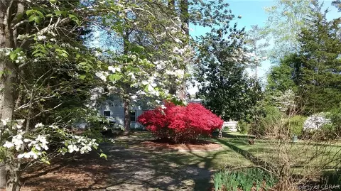 2436 Starvation Rd, Gloucester, VA 23061 photo 3