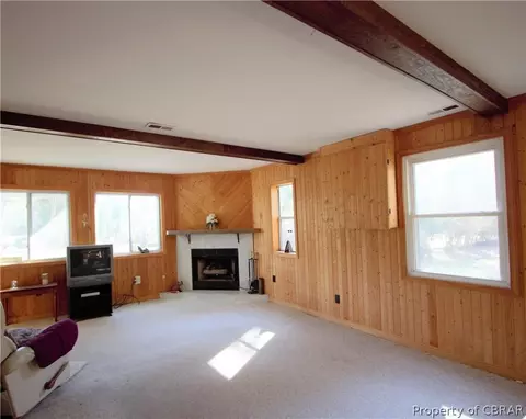 2436 Starvation Rd, Gloucester, VA 23061 photo 6
