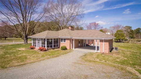 3641 Weems Rd, Weems, VA 22576 photo 6