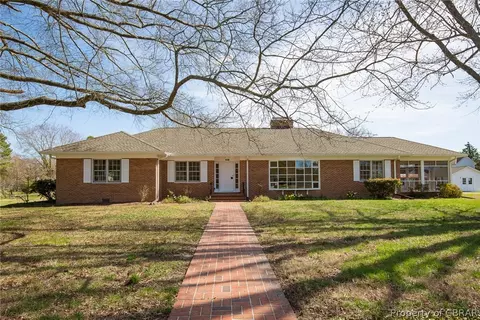 3641 Weems Rd, Weems, VA 22576 photo 4