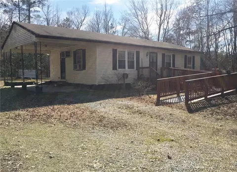 4912 Fletcher Rd, Gloucester, VA 23061 photo 1