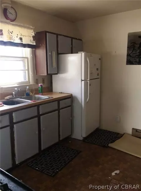 4912 Fletcher Rd, Gloucester, VA 23061 photo 3