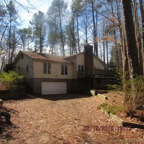 7158 Deacon Rd, Gloucester, VA 23061 photo 4