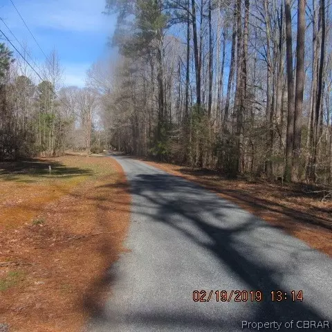 7158 Deacon Rd, Gloucester, VA 23061 photo 3