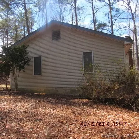 7158 Deacon Rd, Gloucester, VA 23061 photo 5