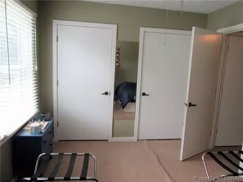 7859 Sunset Dr #4E, Hayes, VA 23072 photo 16