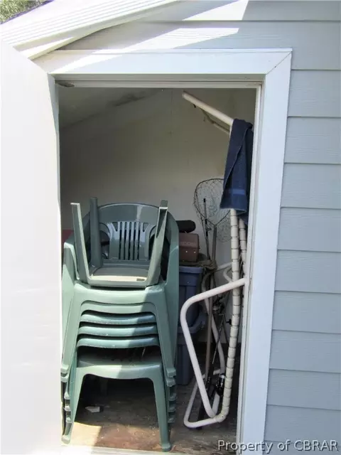 7859 Sunset Dr #4E, Hayes, VA 23072 photo 17