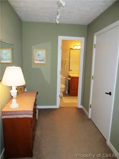 7859 Sunset Dr #4E, Hayes, VA 23072 photo 12