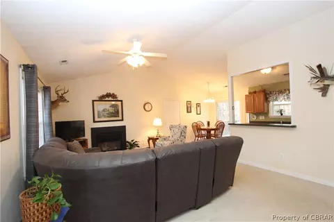 4887 Turks Ferry Rd, Gloucester, VA 23061 photo 2