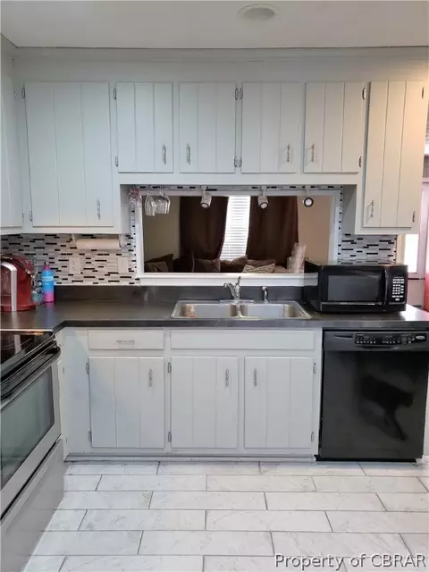 8915 Marlfield, Gloucester, VA 23061 photo 14