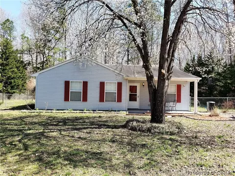 8915 Marlfield, Gloucester, VA 23061 photo 3