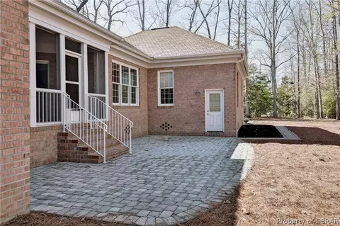 105 Ormskirk, Williamsburg, VA 23188 photo 35