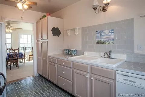 8 Sugar Shack Ln, Wake, VA 23176 photo 22