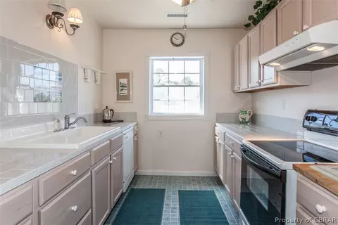 8 Sugar Shack Ln, Wake, VA 23176 photo 18