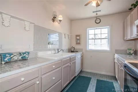 8 Sugar Shack Ln, Wake, VA 23176 photo 20