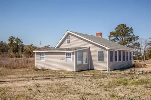 8 Sugar Shack Ln, Wake, VA 23176 photo 3