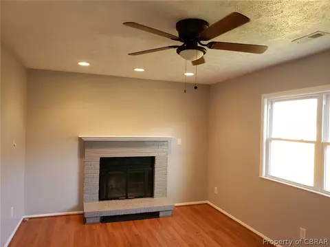 1315 Paul Jack Dr, Hampton, VA 23666 photo 2