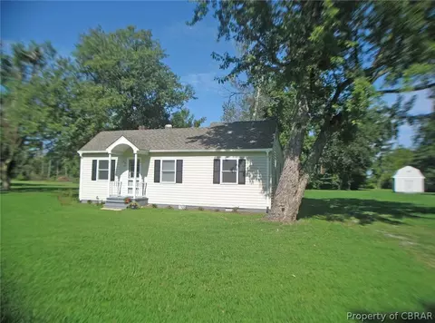 46 Carters Cove Dr, Weems, VA 22576 photo 3