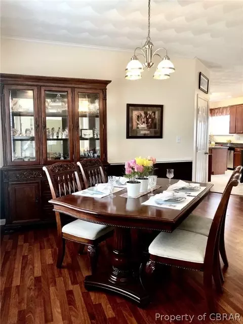 1986 Ward Ct, Hayes, VA 23072 photo 4