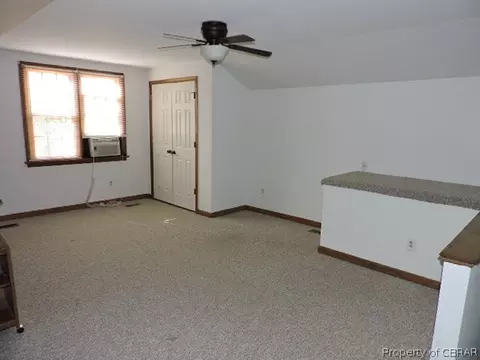 6643 John Smith Ln, Hayes, VA 23072 photo 15
