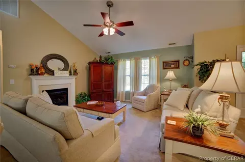4575 Bufflehead Dr, Gloucester, VA 23061 photo 8