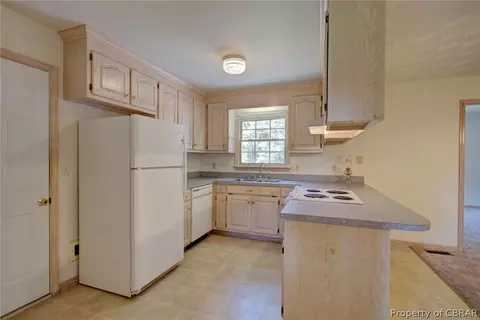 6209 Allmondsville Rd, Gloucester, VA 23061 photo 4