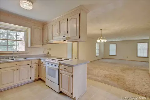 6209 Allmondsville Rd, Gloucester, VA 23061 photo 5