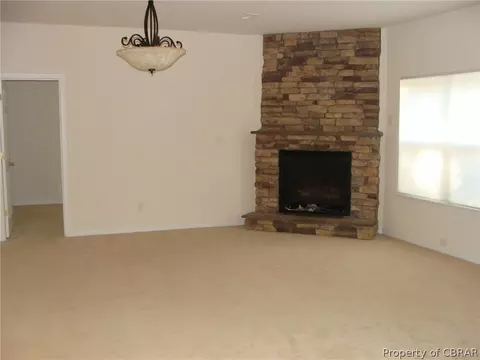 6200 Ruth Dr, Gloucester, VA 23061 photo 4