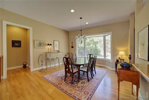 5472 Kings Dr, Gloucester, VA 23061 photo 10