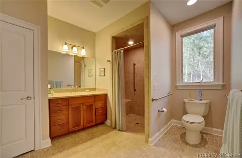 5472 Kings Dr, Gloucester, VA 23061 photo 43