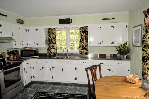 441 Berkeley Forest Rd, Weems, VA 22576 photo 14