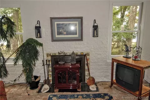 441 Berkeley Forest Rd, Weems, VA 22576 photo 10