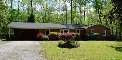6586 Francis St, Gloucester, VA 23061 photo 2